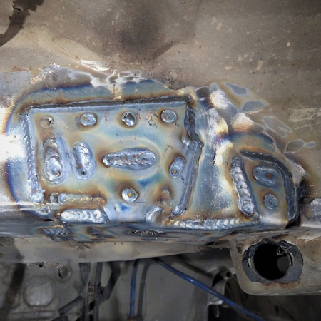 Reinforcement plate BMW 3 E46 Rear subframe mounts