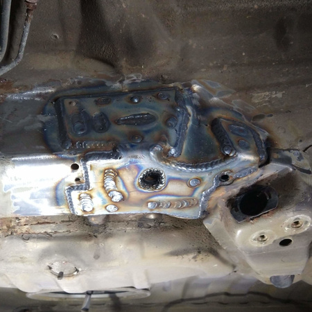 Reinforcement plate BMW 3 E46 Rear subframe mounts