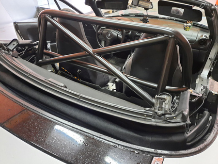 Skręcana pół klatka Rollbar Mazda MX5 NA NB Miata Red